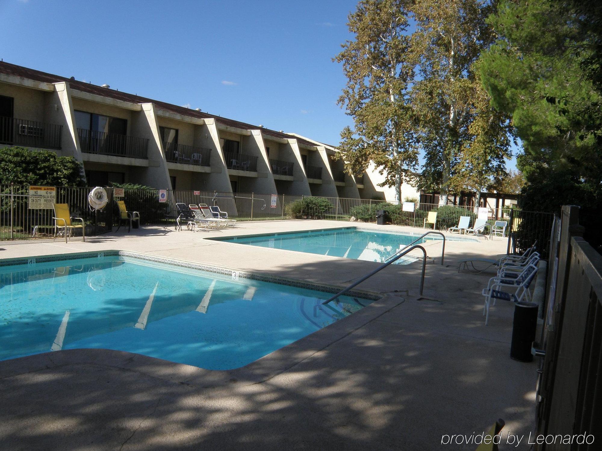 The Inn At Silver Lakes Helendale Εξωτερικό φωτογραφία