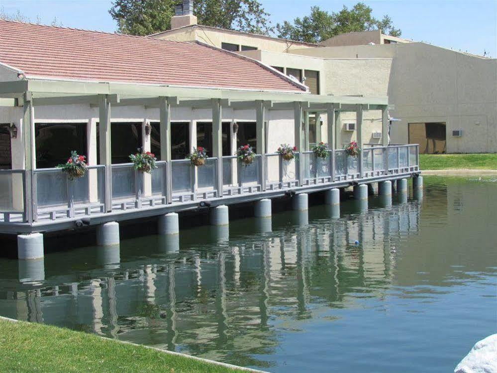 The Inn At Silver Lakes Helendale Εξωτερικό φωτογραφία
